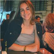 He sido profesora de repaso de niños pequeños de todas las asignaturas. Me considero una persona con habilidades para enseñar.